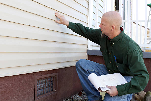 Best Vinyl Siding Installation  in Chanute, KS